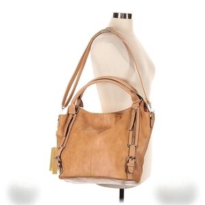 Chic Tan Leather Shoulder Bag